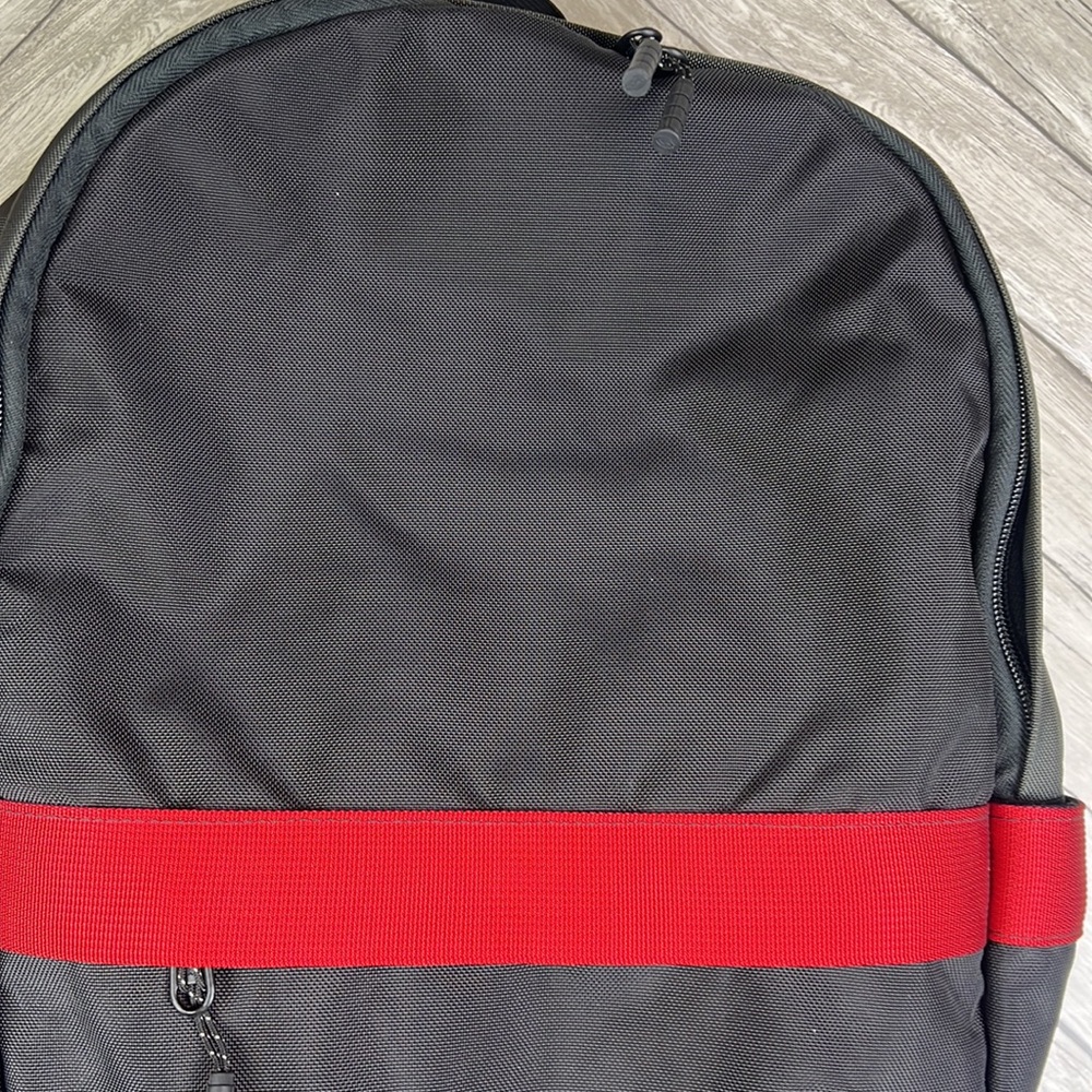 Timbuk2 Backpack - Picture 3 of 9